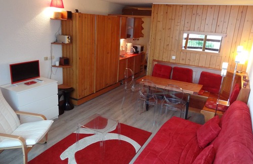 Seez Apartment | Duplex 5 Sleeps, The ARCS 1600, FULL SOUTH VIEW IMPRENABLE