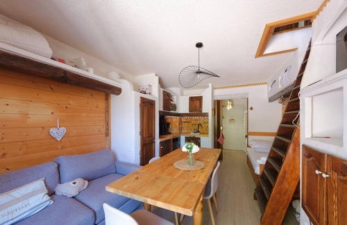 Saint-Etienne-de-Tinee Apartment | Duplex Apartment Auron