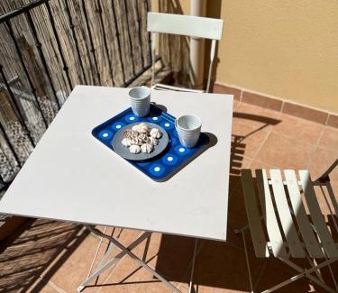 Eyguieres Apartment | Duplex clair & calme - Idéal famille - Alpilles