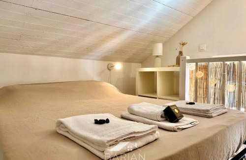 La Rochelle House | Duplex confortable avec climatisation et cour - ménage et linge inclus