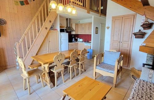 Saint-Michel-de-Chaillol Apartment | Duplex 7 Guests, South Balcony, Fireplace, Free Wifi, Pets Welcome, Saint-Michel-de-Chaillol