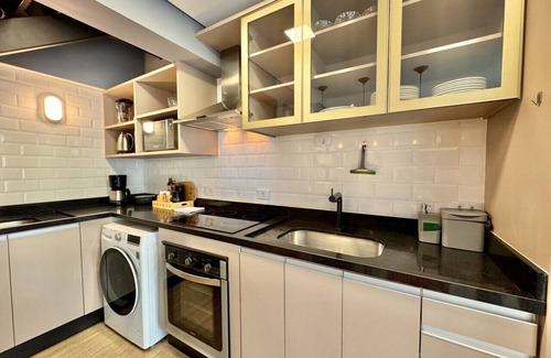 Matriz Apartment | Duplex Incrível, 2 Quartos, varanda, 2 vagas Batel