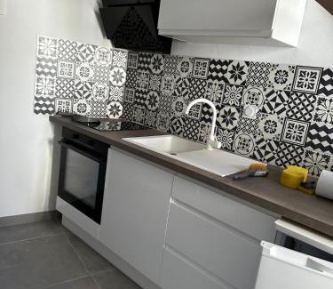 Quartier Administrations Apartment | Duplex proche Arènes