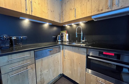 La Perriere Apartment | Duplex ski in/out directly at the slope @ Courchevel/la Tania