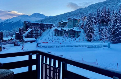 La Perriere Apartment | Duplex ski in/out directly at the slope @ Courchevel/la Tania