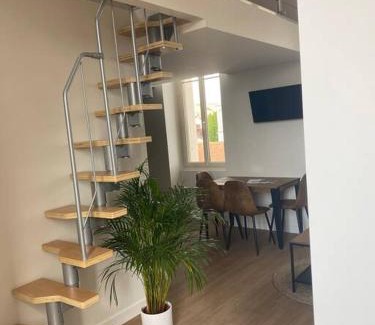 Angouleme Apartment | Duplex type Loft centre ville * clim * WIFI * Haut de gamme *