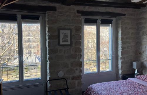 Quartier de la Folie-Mericourt Apartment | duplexparisrepublique