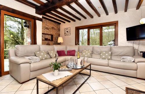 Grandhan Villa | Durbuy Forest Villa with Pool
