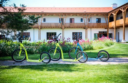 Budyne nad Ohri Hotel | Dvůr Perlová voda