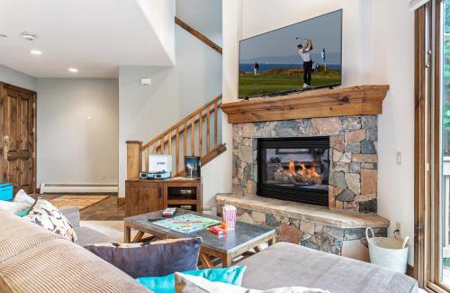 Edwards Apartment | E1 Village Townhouse