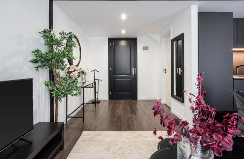 Erzsebetvaros Apartment | E41 - Trendy Boutique Apartments - Prime Spot by BQA