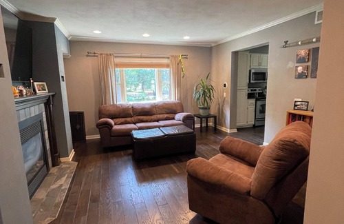 Oshkosh House | EAA Only a Mile Away