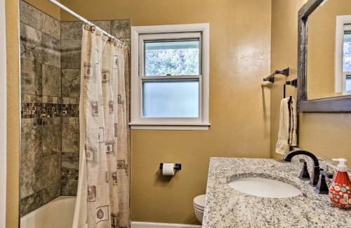 Eagle River House | Eagle River Snowmobile and Lakefront Escape