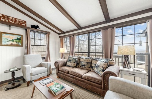 Franklin House | Eagle's Nest