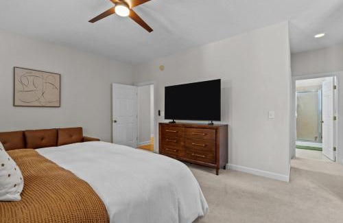 Pinehurst House | Eagle's Nest - Village of Pinehurst Home with Pool Table and Poker Table