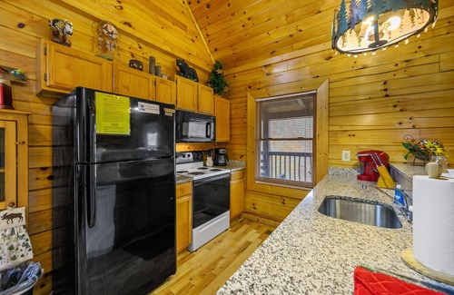 Sevierville Cabin | Eagle Star Cabin: Scenic Smokies Getaway
