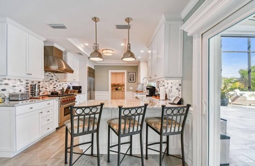 Sarasota House | Eagles Nest - Luxury Waterfront Pool Home close Siesta Key by Gulf Coast Holiday Homes