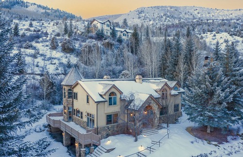 Edwards Villa | Eagles's Nest: Luxury Ski Getaway⛷Beaver Vail⛷Family Haven⛷On Ski Shuttle⛷Spa⛷