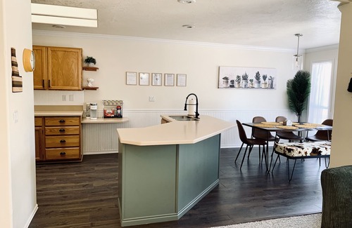Eagle House | Eagle’s Treasure ~ Games, Comfort, & Great Location for the perfect stay!