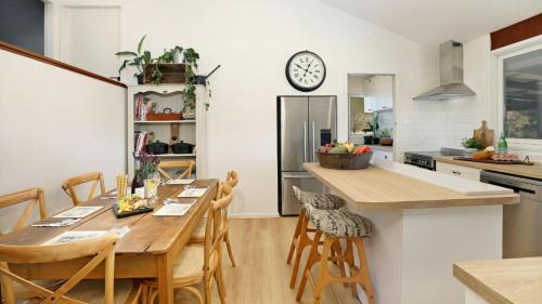Paddys River House | Ealu Farm
