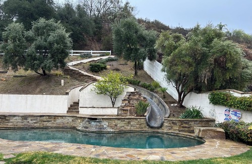 Newhall House | Eareckson Tada House