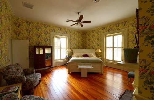 Rocky Mount Bed & Breakfast | Early Inn at the Grove