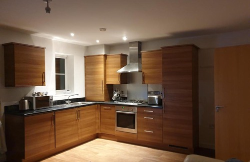Ainley Top Apartment | Early Knights Accommodation Huddersfield