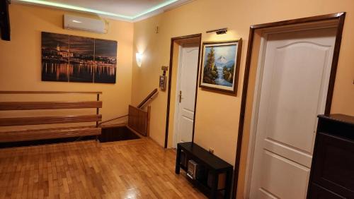 Savamala Apartment | Earth & Sky apartment