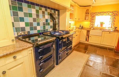 Richmond Cottage | EASBY COTTAGE, pet friendly, character holiday cottage in Richmond