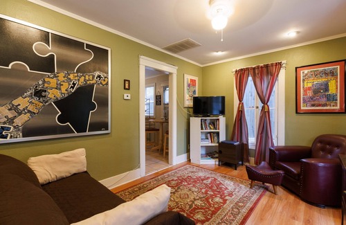 Altadena Cottage | East Altadena Cozy private guesthouse