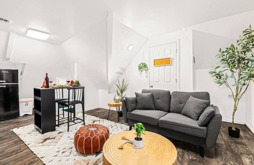 Detroit Apartment | East Grand Marrakesh