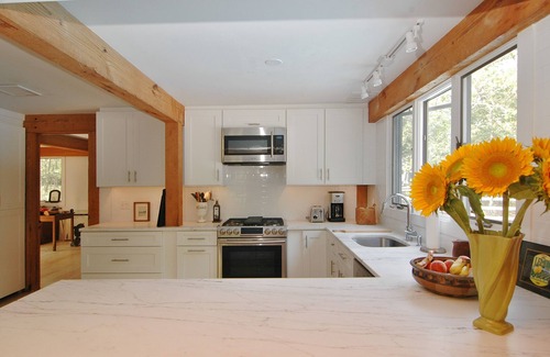 East Hampton House | East Hampton Home - Renovated, 3 Bedrooms/2.5Bths, Pool