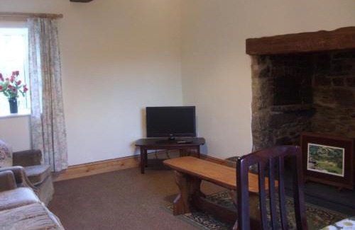 East Portlemouth House | East Hook Holiday Cottages - Daisy Cottage