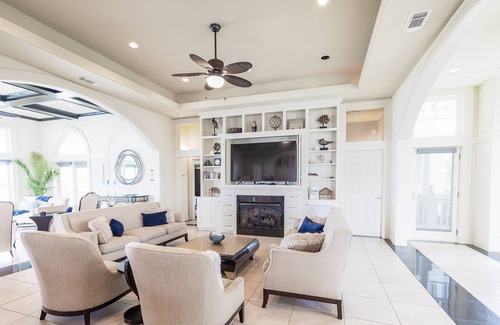 Beachtown Villa | East Island Villa - Beachfront Luxury Home in Beachtown!