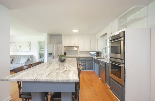 Barclay Drive House | East Nashville Home, Located on Shelby Park/Greenway and Minutes to Downtown