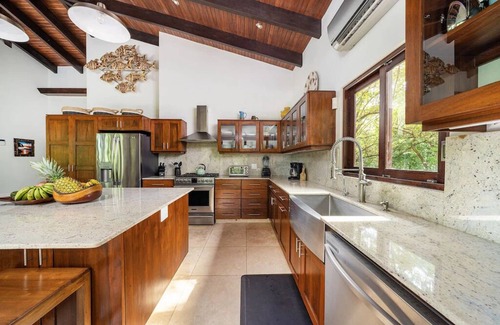 Kaneohe House | East Oahu Manor - Incredible Ocean Views from most rooms! AC