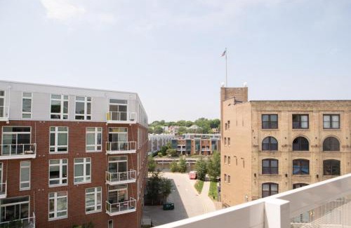 Lower East Side Apartment | East Side 1BR Apt - Near Brady St and Fiserv with Balcony