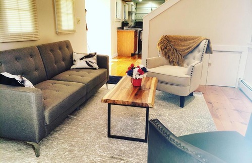 Blackstone Apartment | East Side Private Apartment