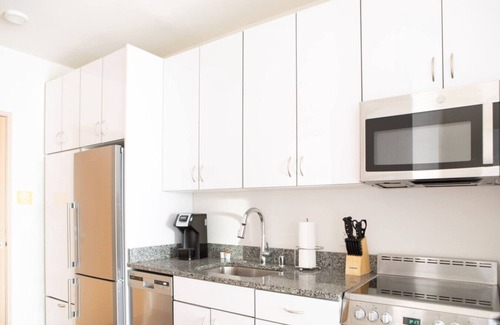 Milwaukee Apartment | East Side Studio Apt - Near Brady St and Fiserv with Balcony