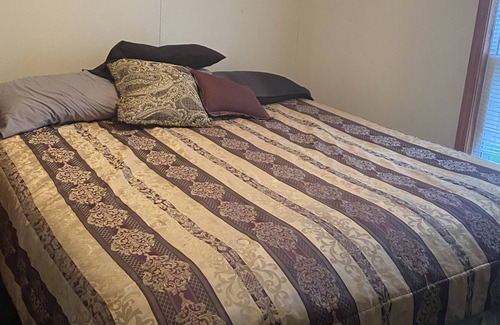 Tawas City House | East Tawas home 7 blocks from the beach/lake