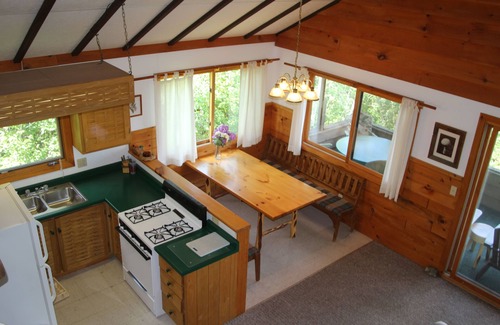 Ely Cabin | East Wind Cabin with Screened Porch & Direct BWCA Access – Near Ely, MN.