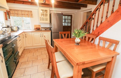 Newbiggin-in-Bishopdale Cottage | EASTBURN COTTAGE, family friendly, with open fire in Newbiggin