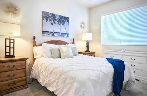 Salt Lake City Apartment | Easy access to Downtown * FREE PARKING * One Queen bed