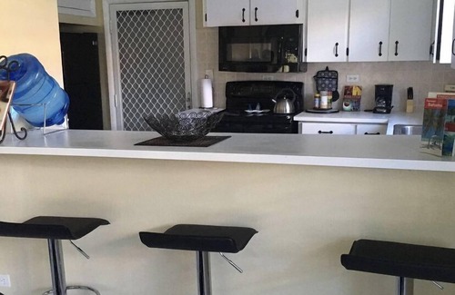 Nassau House | Easy Breezy - cable beach