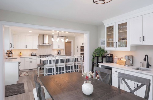 Point Pleasant Beach House | Easy to walk/bike to beach, restaurants & town. 4BR, 2.5 baths, Heated Pool.