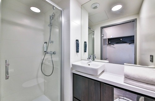 Aubervilliers Hotel | easyHotel Paris Nord Aubervilliers