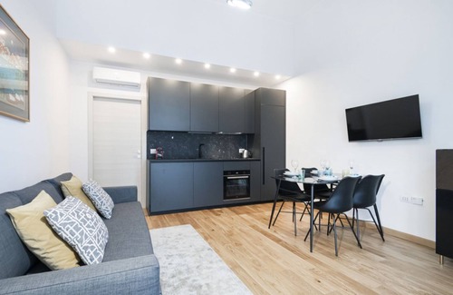 Washington Apartment | Easylife - Comfort and Style near City Life