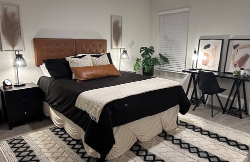 San Antonio Apartment | Eat-Play-Rest at Red Bird Ranch - The Loon