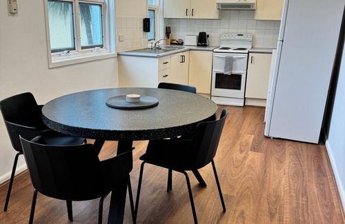 Katoomba Villa | Echo Point Village - 2 Bedroom Villa - Queen