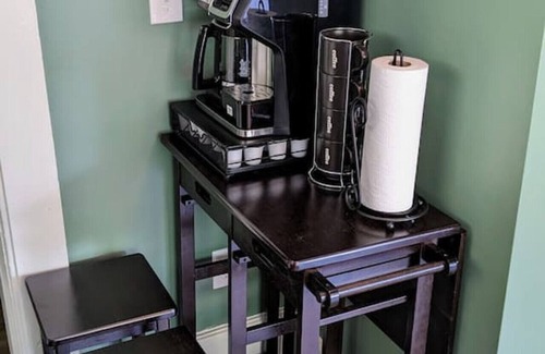 Davenport House | ~Eclectic~Modern Davenport Suite